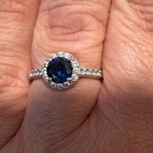 Elegant Silver and Blue Gemstone Ring